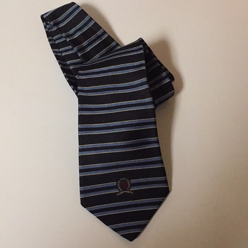 Tommy Hilfiger signature tie